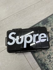 Supreme Pelican 1060 Case |